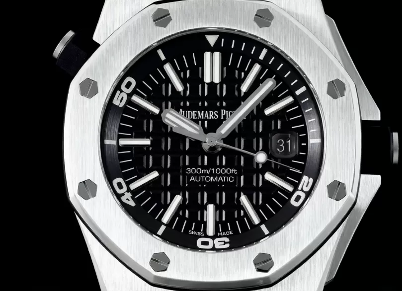 Alternative view of Royal Oak Offshore Diver 15710 SS/RU ZF V2 SA3120 Super Clone