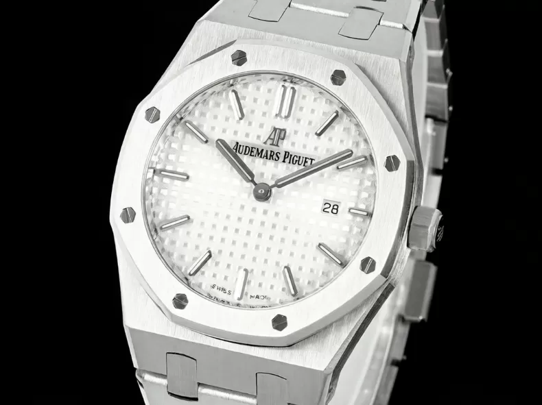 Royal Oak Ladies 67650 33mm SS/SS White ZF Swiss Qtz