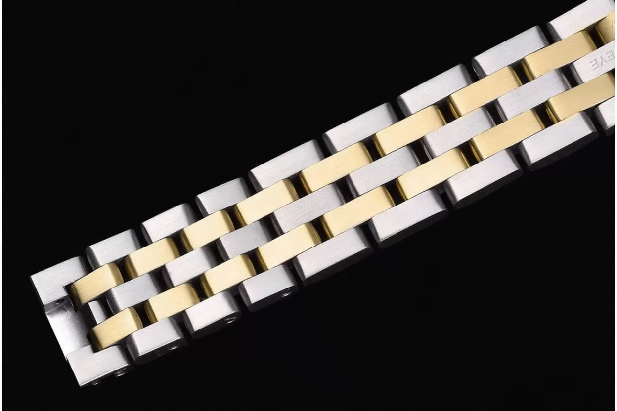 Panthere Secrete De Ladies 27mm YG/SS White Dial 8848F Swiss Qtz - Image 14