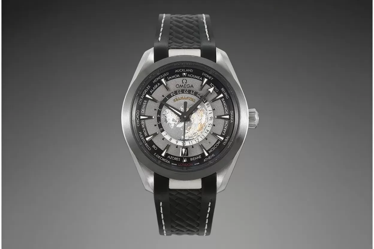 Alternative view of Aqua Terra 150M Worldtimer 43mm Ti/RU Grey Dial VSF A8938
