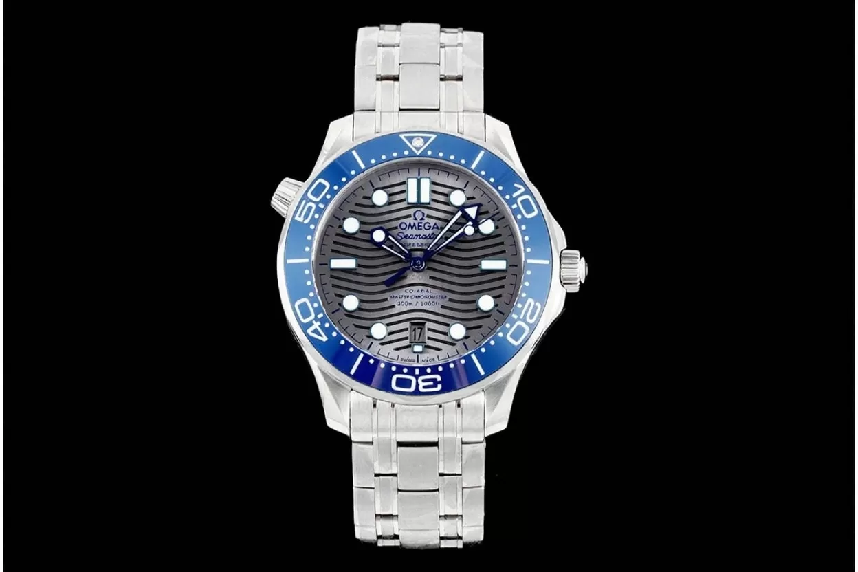 Alternative view of Seamaster 300m 42mm SS/SS Grey VSF A8800