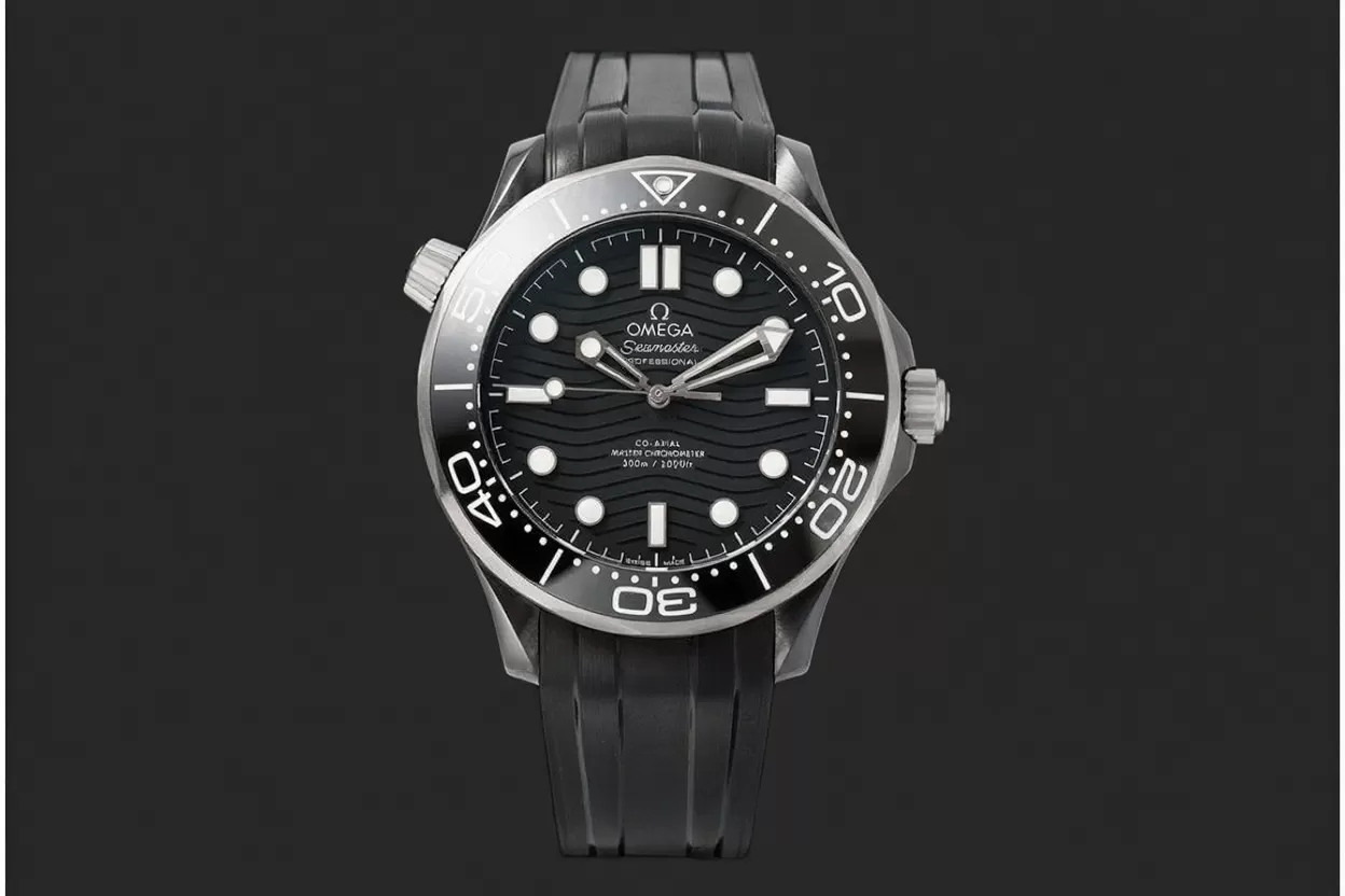 Alternative view of Seamaster 300m 43.5mm Ceramic Diver CER/RU Black VSF Asia 8806