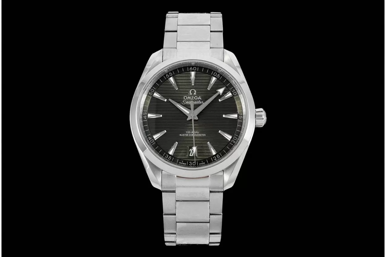 Alternative view of Aqua Terra 150m 41mm SS/SS Green VSF A8900