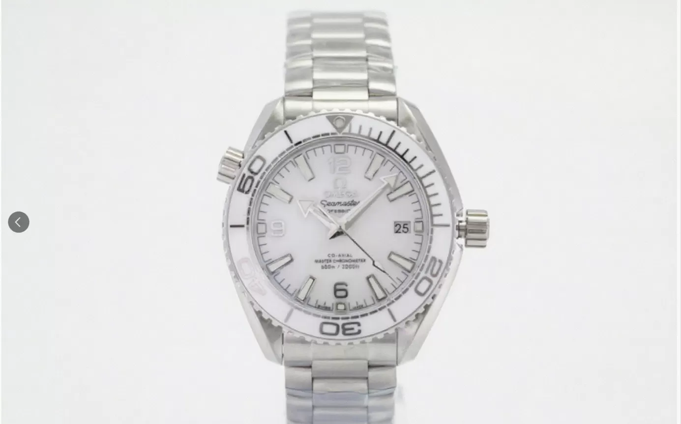 Alternative view of Planet Ocean 600M 39.5mm SS/SS Ladies White Dial VSF A8800