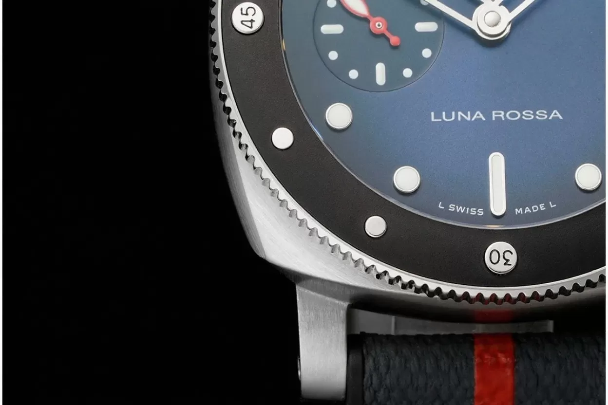 Submersible PAM1565 Luna Rossa 42mm SS/RU Blue Dial VSF P900 - Image 6
