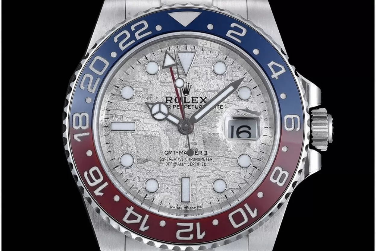 Alternative view of GMT Master II 126719 40mm SS/SS Meteorite Dial C+F VR3285