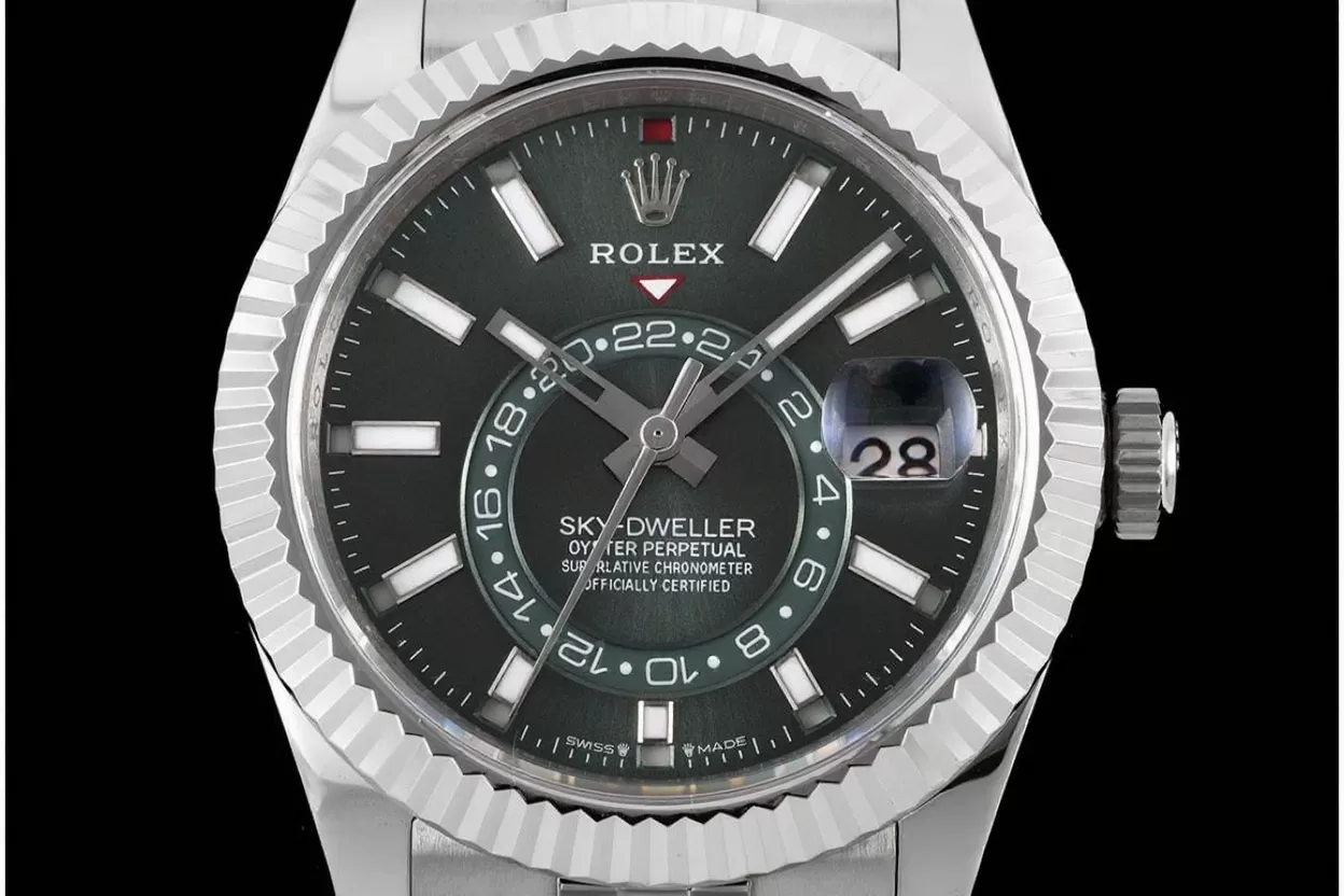 Alternative view of SkyDweller 326934 42mm SS/SS Green Dial ZF A2824