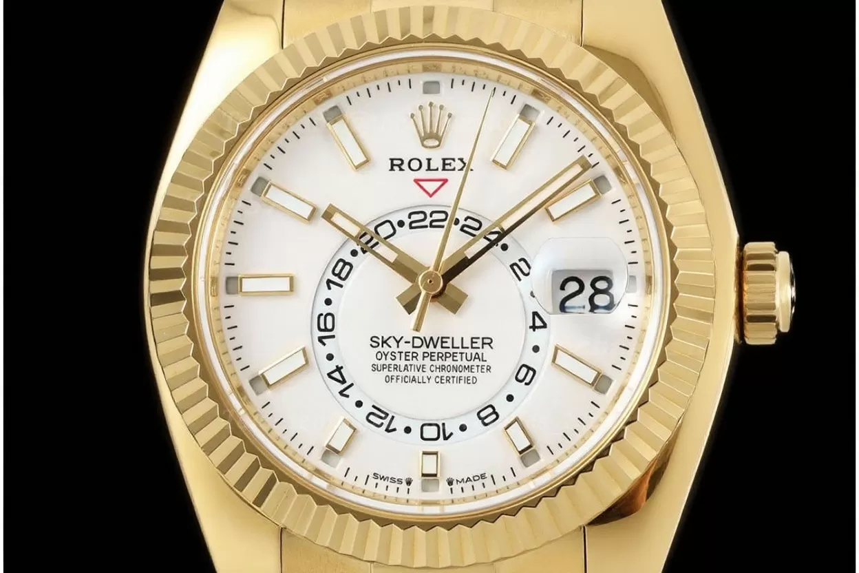 Alternative view of SkyDweller 336238 42mm YG/RU White Dial ZF A2824(Tungsten Heavy Version)