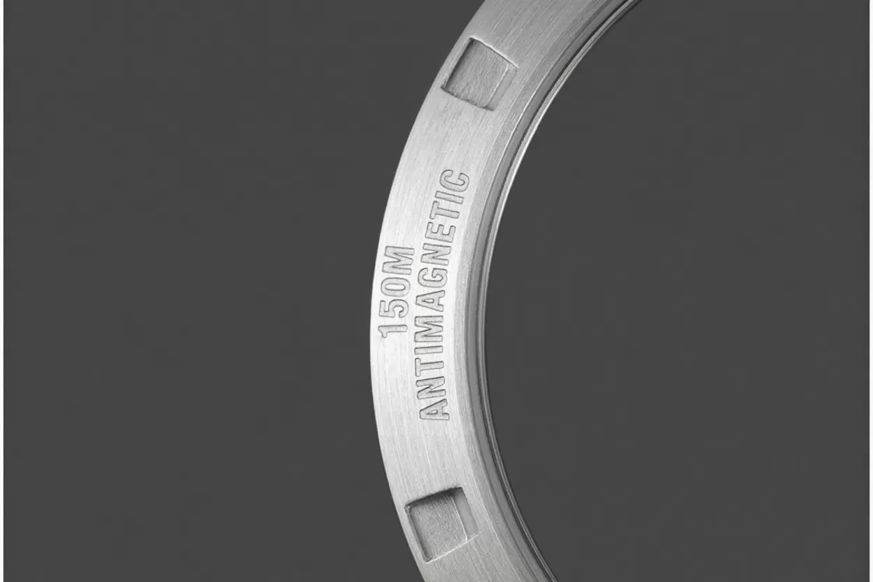 Overseas 4500V SS/SS White/Stk ZF A5100 - Image 15